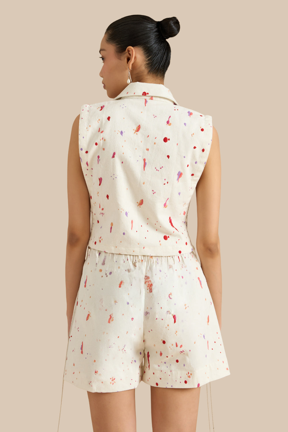 White Denim Embroidered Collar Pleat Bib Set