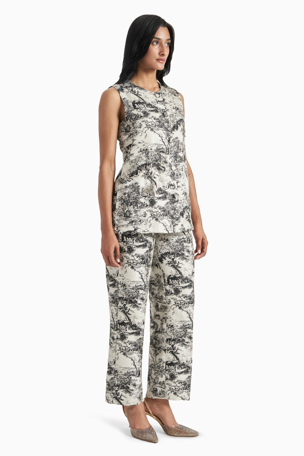 Black and White Silk Jacquard Jacket Set