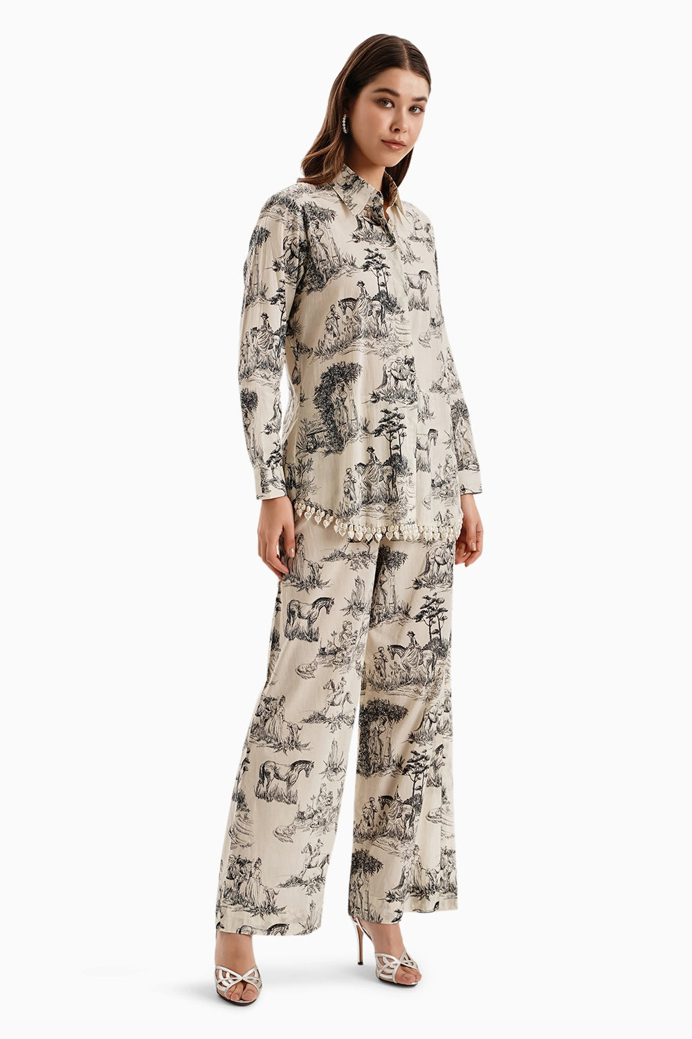 Black White Cotton Noble Ground Set