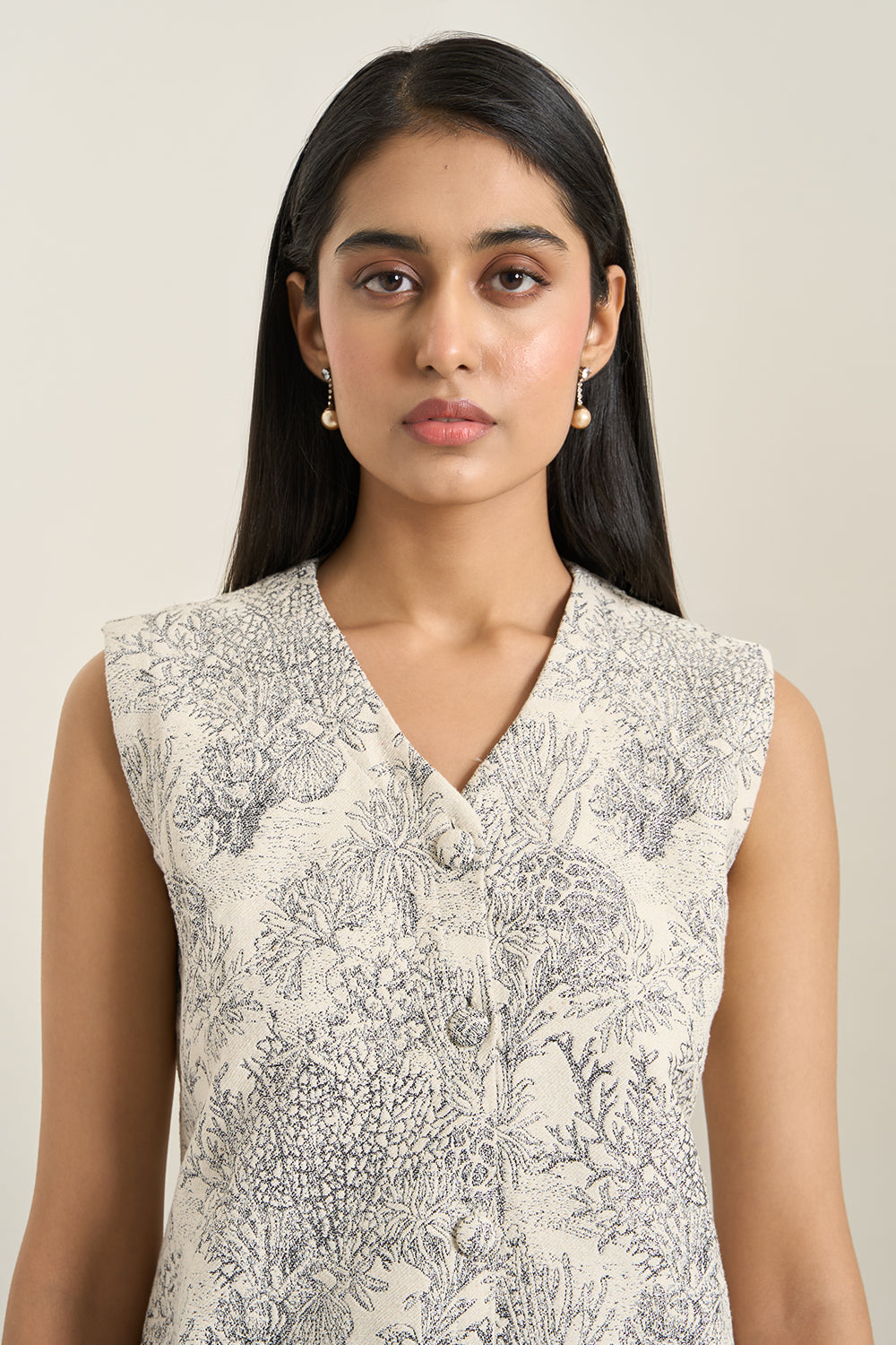 Grey Floral Jacquard Jacket and Shorts Set